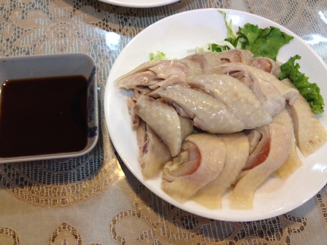 �K��